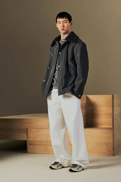 Look 25